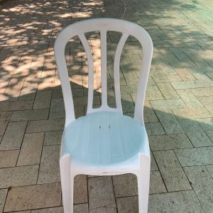 כסא פלסטיק להשכרה (1)