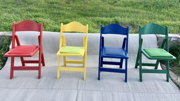 השכרת כסאות רטרו צבעוניים